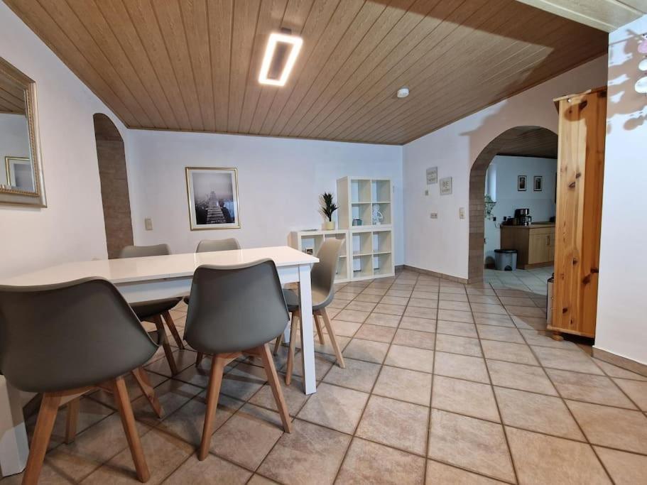 Grosszuegige Ferienwohnung 4+1 P. Büttelborn Kültér fotó